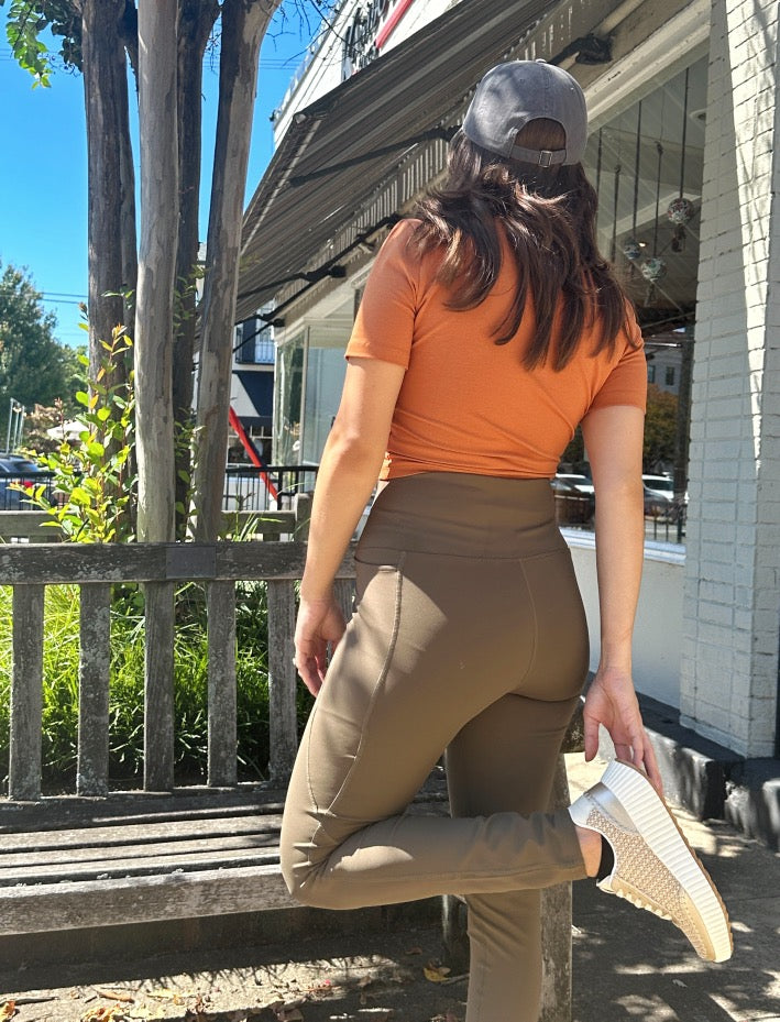 MALIA LEGGING WITH POCKETS