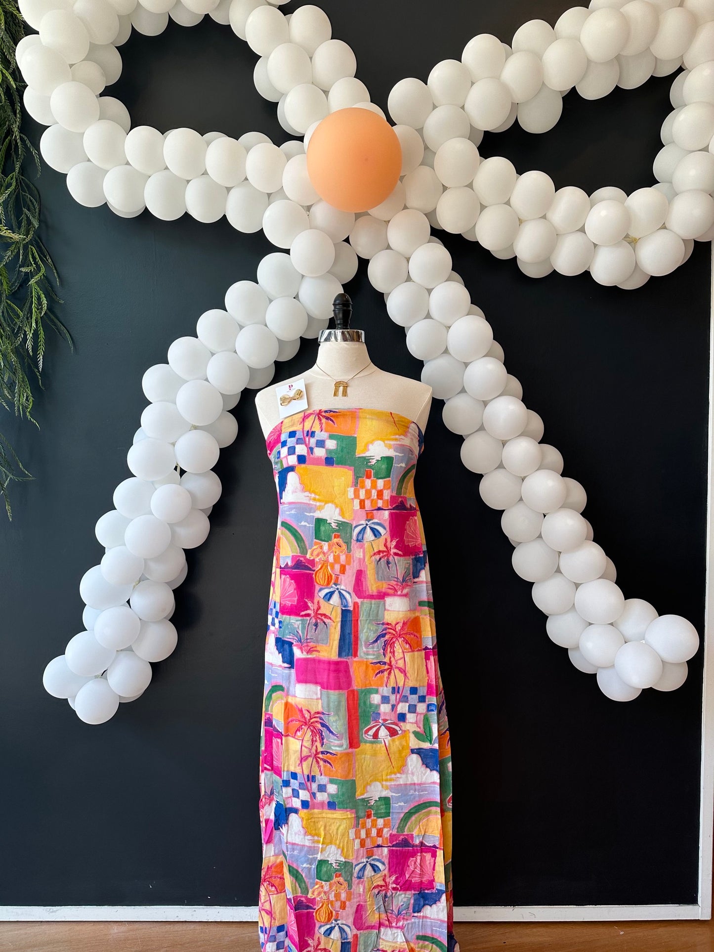 TROPICAL BREEZE MAXI DRESS