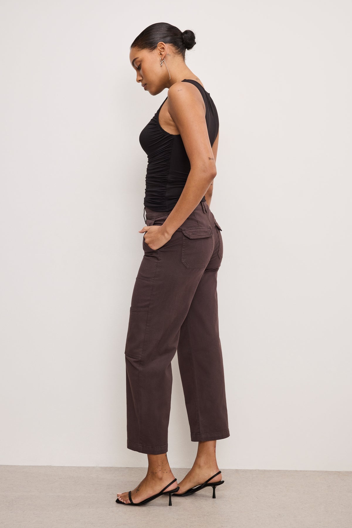 CARGO CROPPED TWILL PANTS