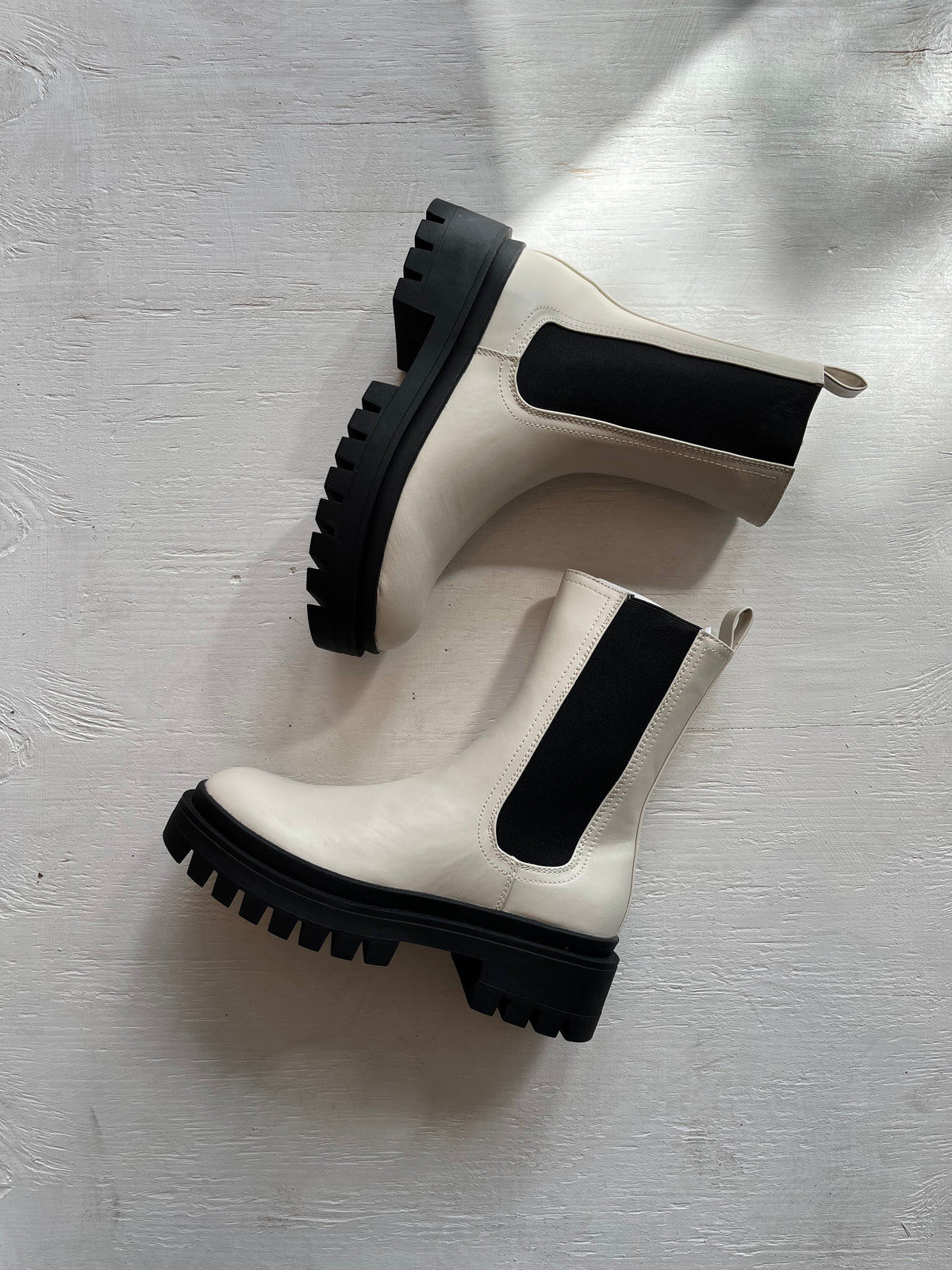 YUSNAN BOOTS