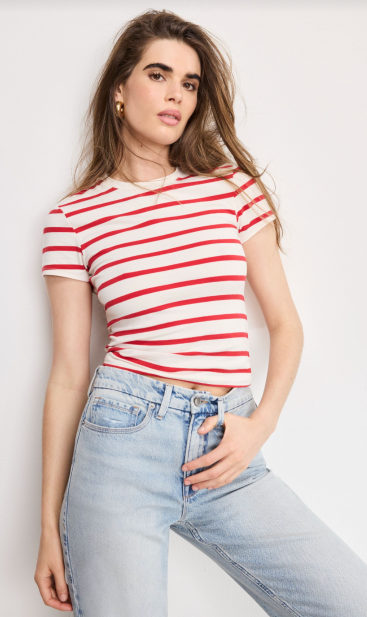 SUPER STRETCH BABY TEE