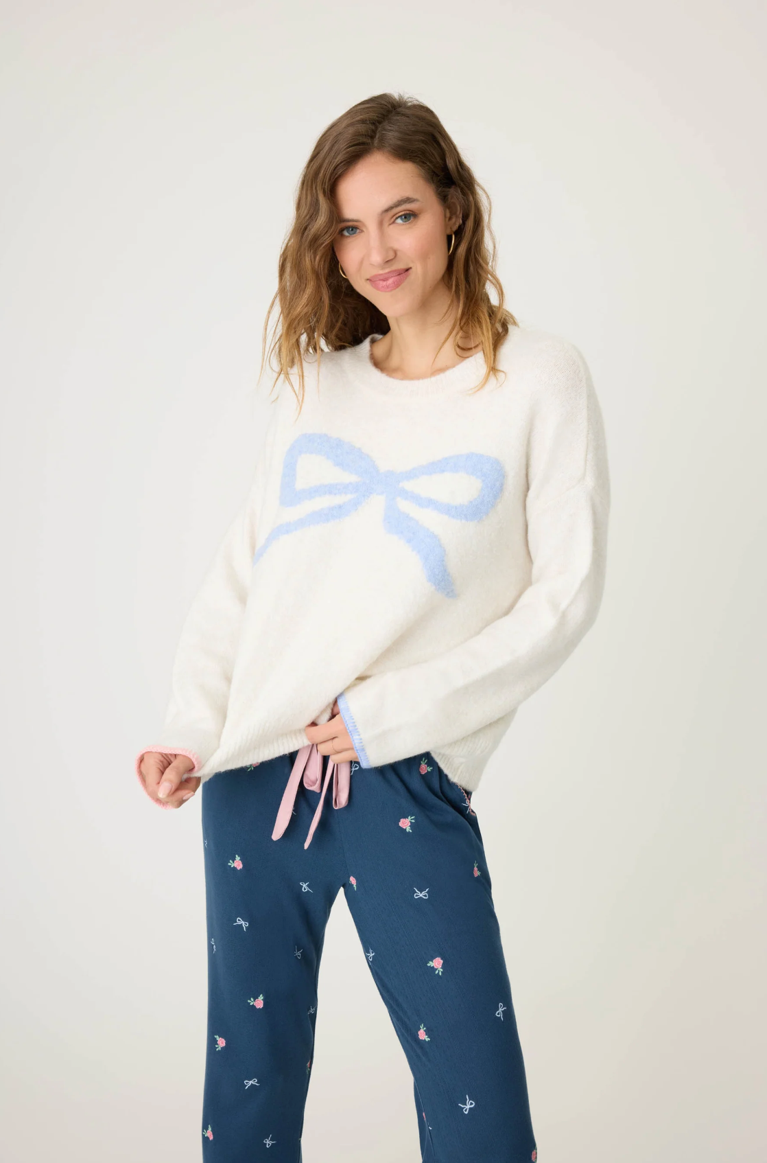 ENGLISH ROSE BOW SNUGGLE SWEATER