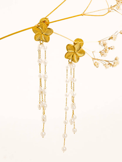 THALINE FLORAL PEARL EARRINGS