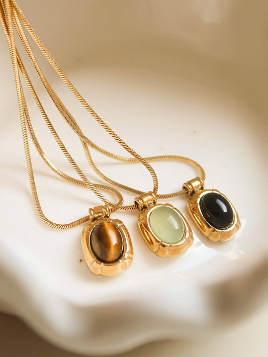 STUNNER 18K GOLD NECKLACE