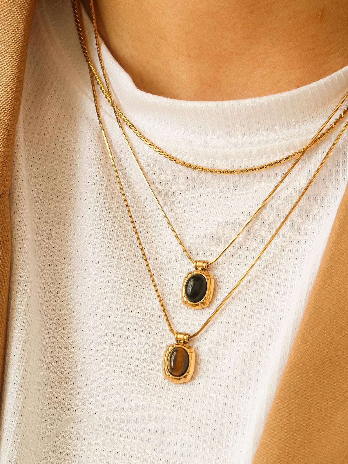 STUNNER 18K GOLD NECKLACE